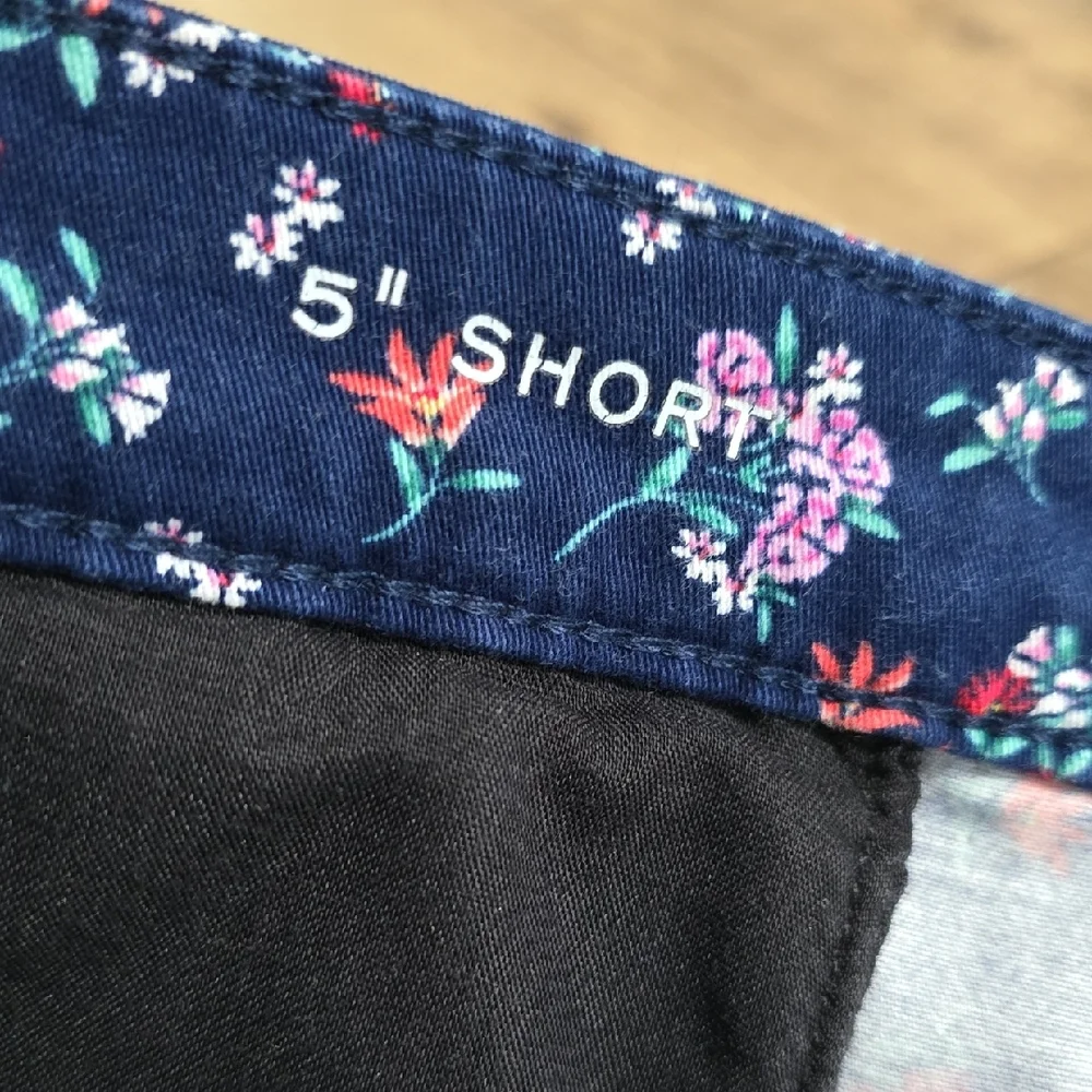 St. John's Bay Black High Waist Shorts - Picture 7 of 14